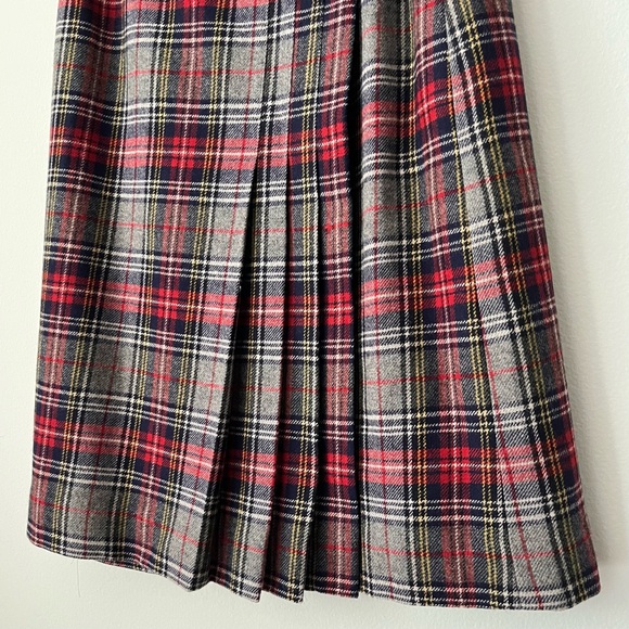 Vintage The Villager Plaid Pleated Wool Skirt Size 2 (12) Preppy Academia USA - Picture 3 of 7
